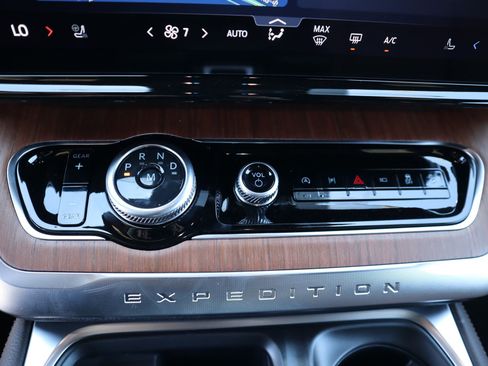 New 2026 Ford Expedition King Ranch AWD/4WD image 9