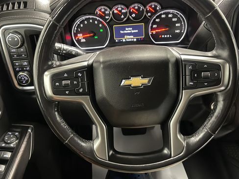 Used 2019 Chevrolet Silverado 1500 LTZ AWD/4WD image 4