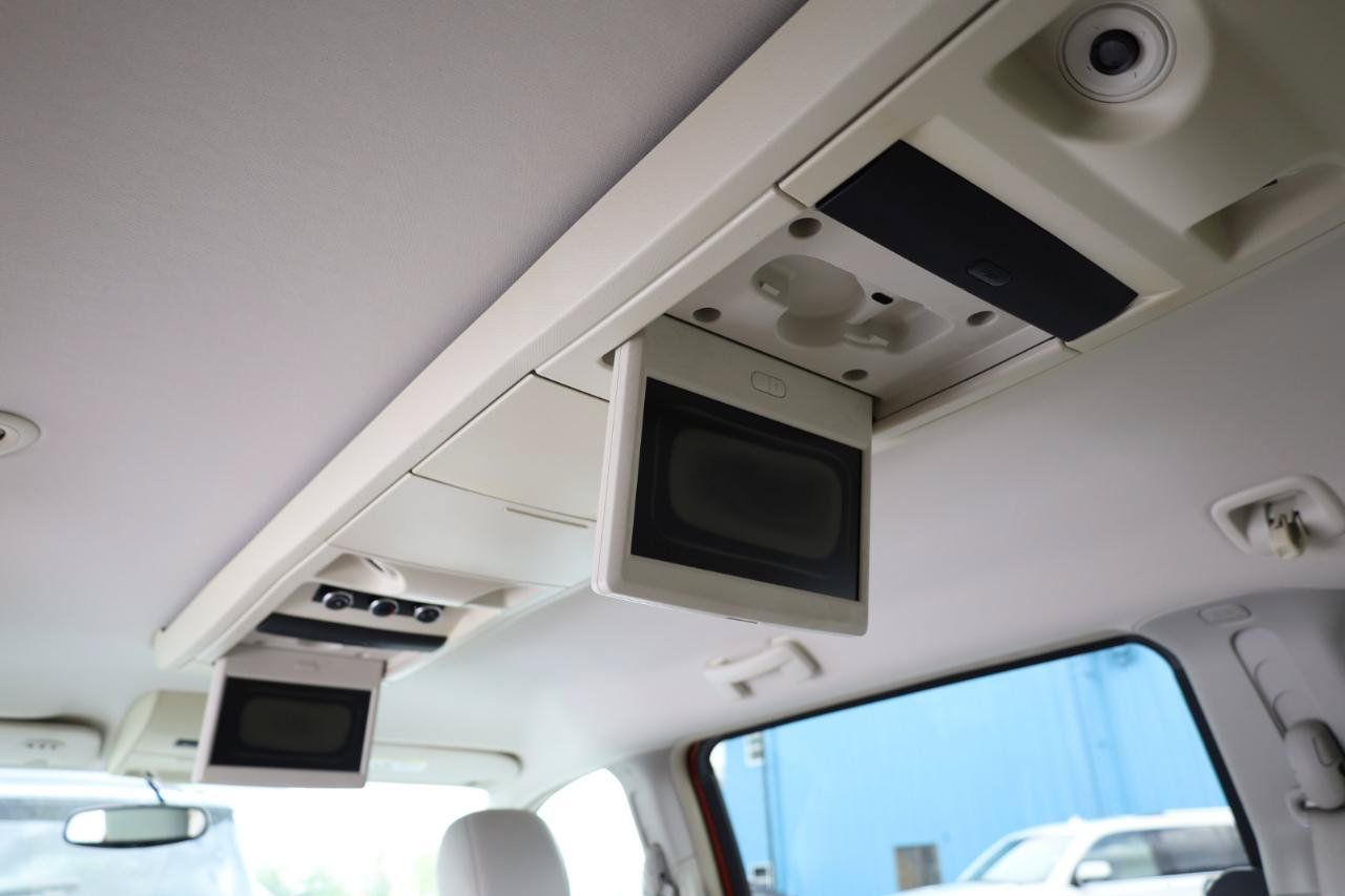 Used 2009 Dodge Grand Caravan SXT FWD image 13