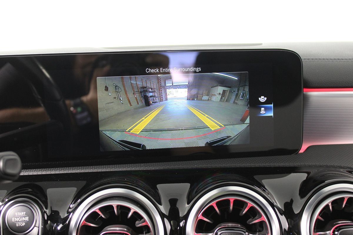 Used 2023 Mercedes-Benz CLA 250 image 21