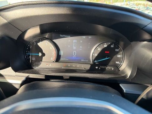 Used 2021 Ford Explorer XLT w/ Equipment Group 202A image 28