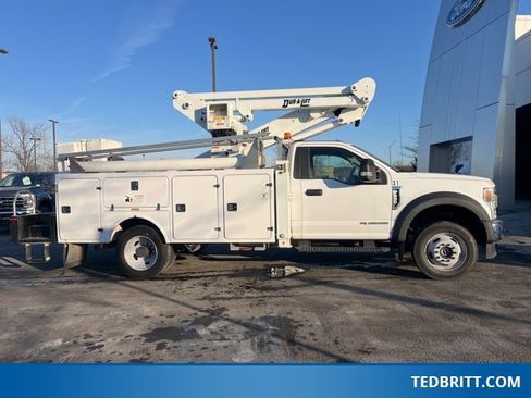 Used 2020 Ford F550 4x4 Regular Cab Super Duty image 9
