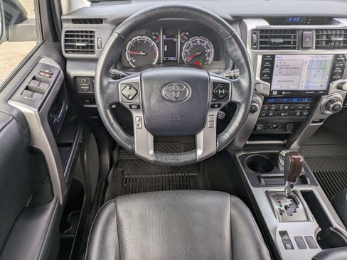 Used 2023 Toyota 4Runner Limited AWD/4WD image 17