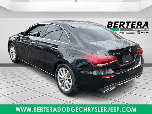 Used 2020 Mercedes-Benz A 220 4MATIC w/ Premium Package image 4