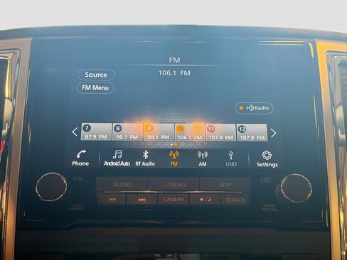 Used 2021 Nissan Titan SV w/ SV Convenience Package image 21