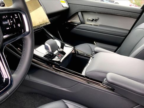 New 2026 Land Rover Range Rover Sport SE AWD/4WD image 10