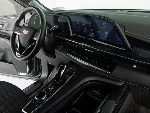 Used 2023 Cadillac Escalade V AWD/4WD image 32