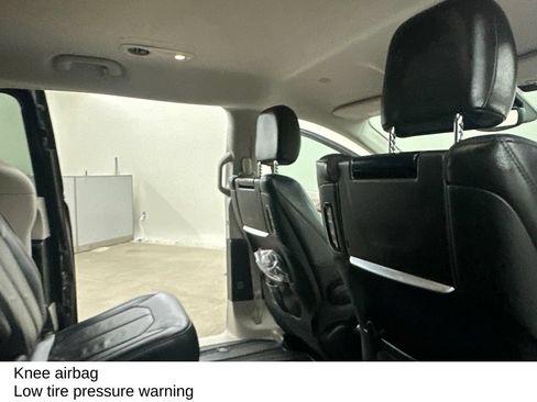 Used 2017 Chrysler Pacifica Touring-L Plus FWD image 22