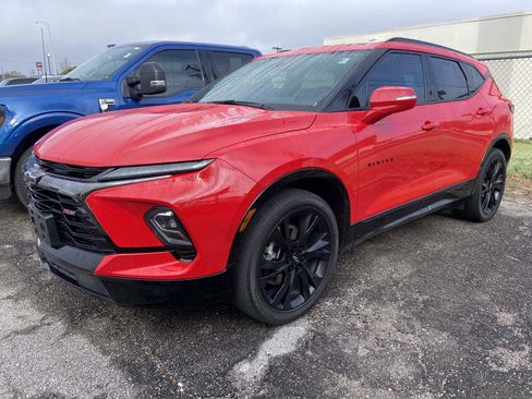 Used 2023 Chevrolet Blazer RS w/ Driver Confidence II Package image 4