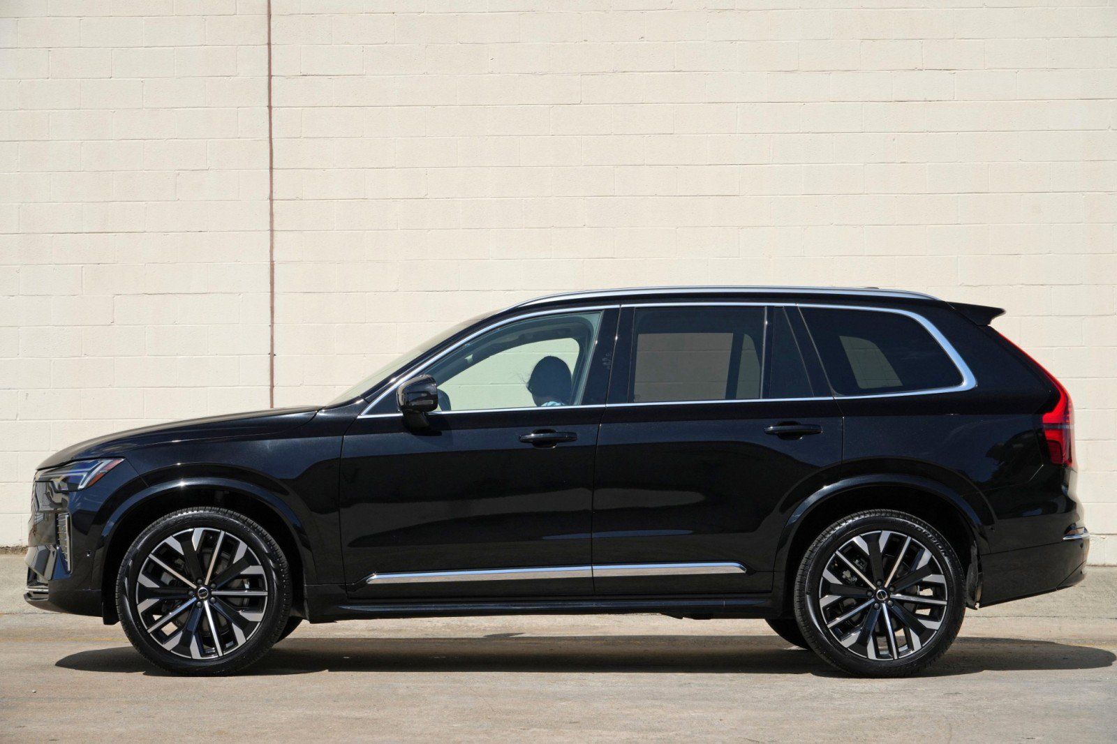 Used 2026 Volvo XC90 B6 Plus AWD/4WD image 9