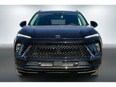 Used 2025 Buick Envision Sport Touring image 2