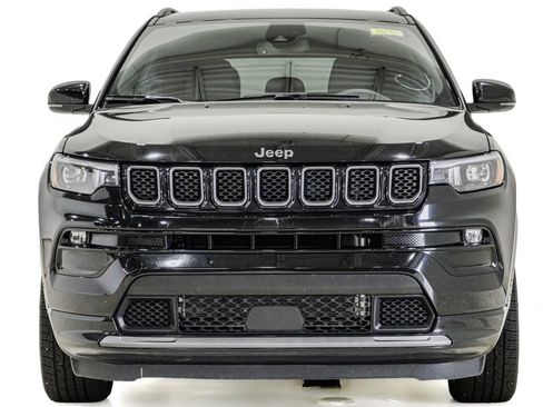 Used 2023 Jeep Compass High Altitude AWD/4WD image 2