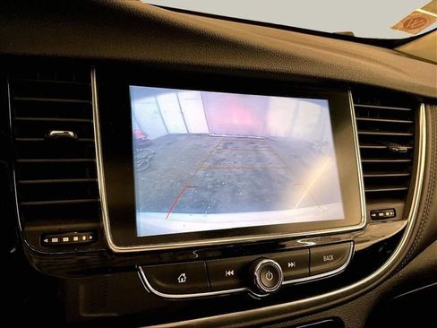 Used 2019 Buick Encore Essence FWD image 20