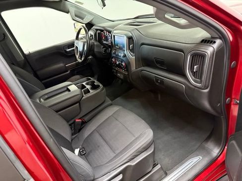 Used 2021 Chevrolet Silverado 1500 LT AWD/4WD image 40