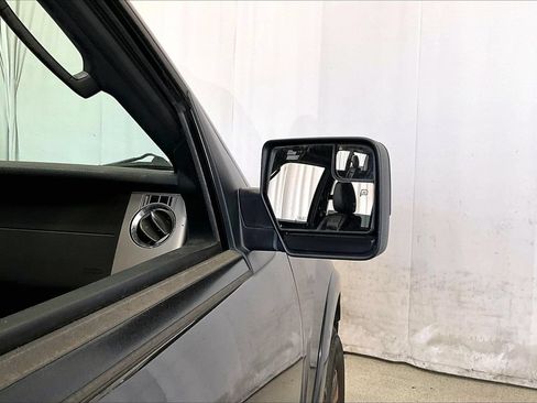 Used 2016 Ford Expedition XLT RWD image 11