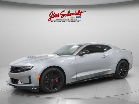 Used 2023 Chevrolet Camaro LT w/ RS Package RWD image 2