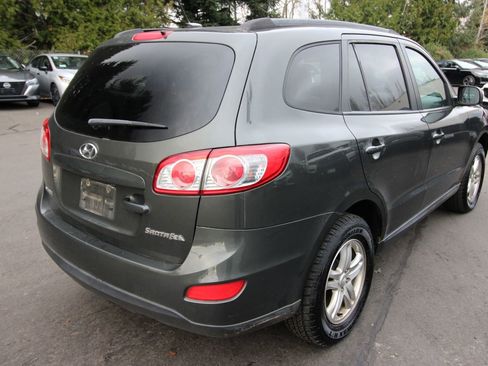 Used 2011 Hyundai Santa Fe GLS image 3