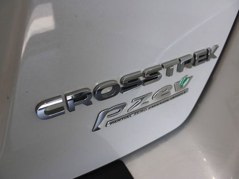 Used 2017 Subaru Crosstrek 2.0i Premium image 31
