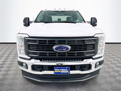 New 2026 Ford F250 XL w/ XL Chrome Package image 2