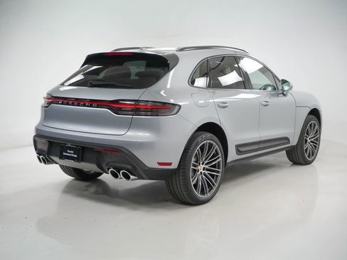 Used 2026 Porsche Macan AWD/4WD image 10