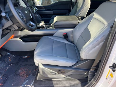 New 2025 Ford F150 Lightning Flash AWD/4WD image 10