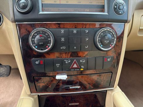 Used 2010 Mercedes-Benz ML 350 ML350 SUV AWD image 15