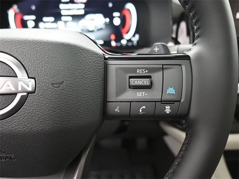 New 2026 Nissan Pathfinder SL w/ SL Premium Package image 2