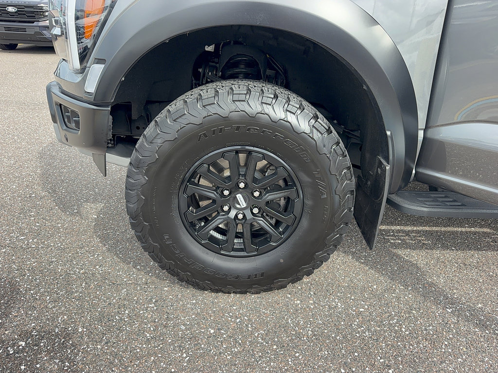 Certified 2025 Ford F150 Raptor AWD/4WD image 43