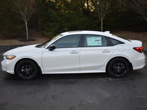 New 2026 Honda Civic FWD Hybrid Sedan image 4