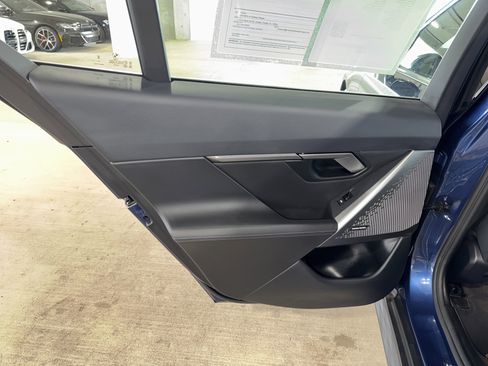 Certified 2025 BMW 530i image 16