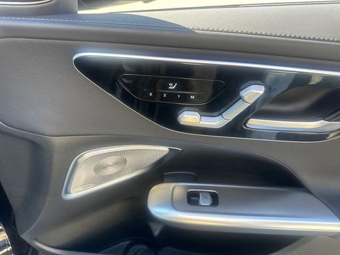 Used 2024 Mercedes-Benz C 300 Sedan image 39