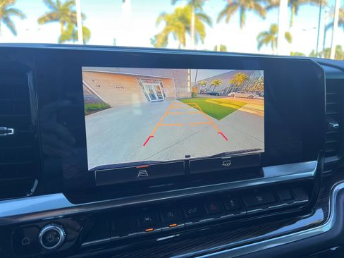 Used 2022 GMC Sierra 1500 Elevation image 18