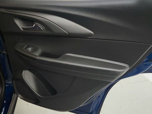Used 2021 Chevrolet TrailBlazer LT w/ Convenience Package FWD image 24