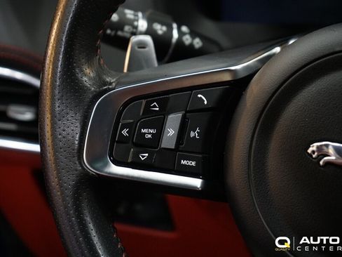 Used 2020 Jaguar F-PACE SVR AWD/4WD image 22
