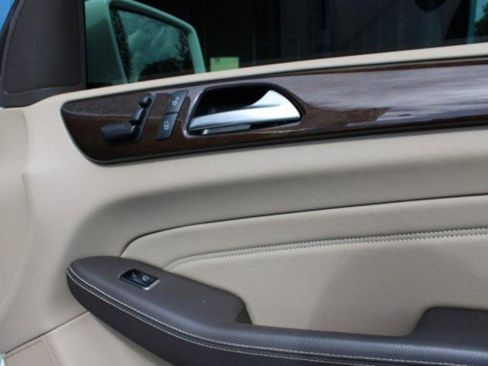 Used 2015 Mercedes-Benz ML 350 2WD image 22