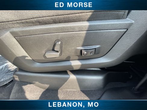 Used 2026 RAM 2500 Big Horn AWD/4WD image 32