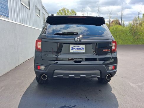 Used 2023 Honda Passport TrailSport image 11