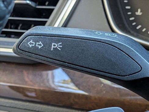 Used 2018 Audi Q5 2.0T Premium Plus w/ Premium Plus Package image 10