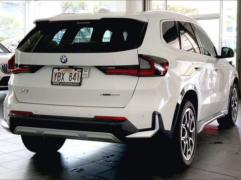 Used 2025 BMW X1 xDrive28i w/ Convenience Package image 6