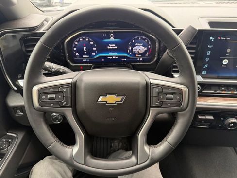 Used 2023 Chevrolet Silverado 1500 LT w/ Leather Package image 20