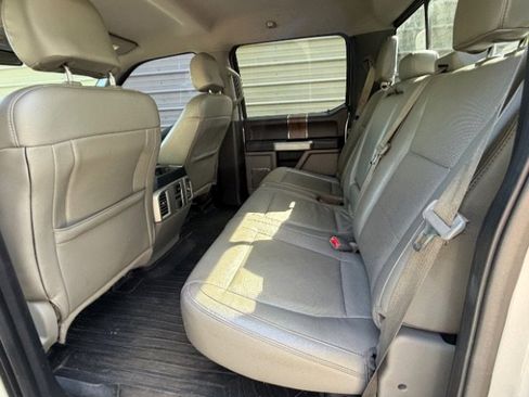 Used 2015 Ford F150 Lariat w/ Equipment Group 502A Luxury image 6