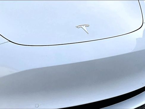 Used 2022 Tesla Model 3 Performance image 28