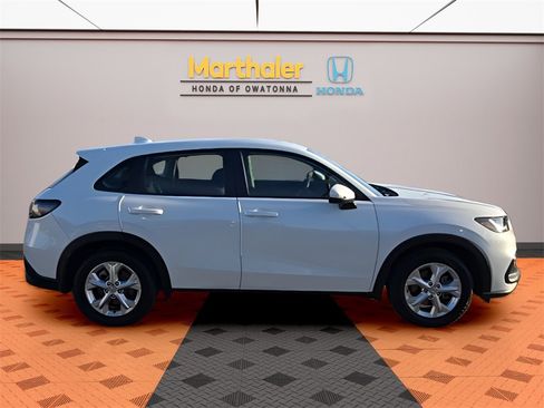 Used 2024 Honda HR-V LX image 6