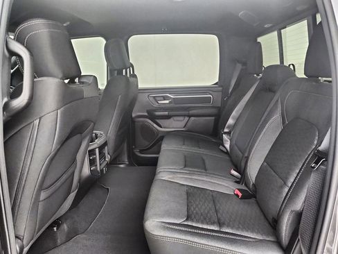 New 2026 RAM 1500 4x4 Crew Cab image 31