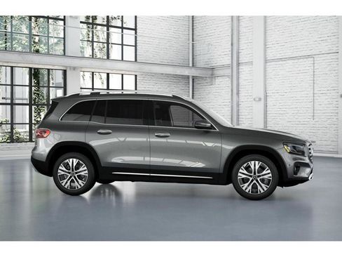 New 2026 Mercedes-Benz GLB 250 4MATIC image 15