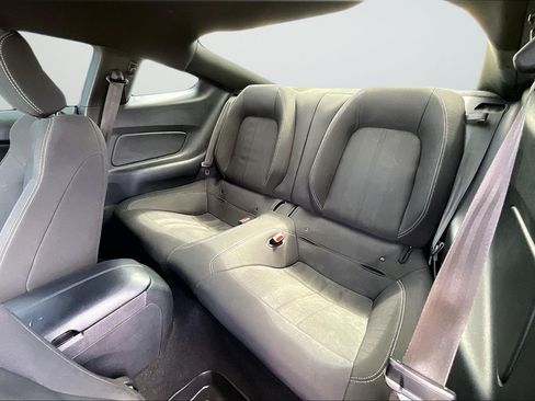 Used 2020 Ford Mustang GT RWD image 15