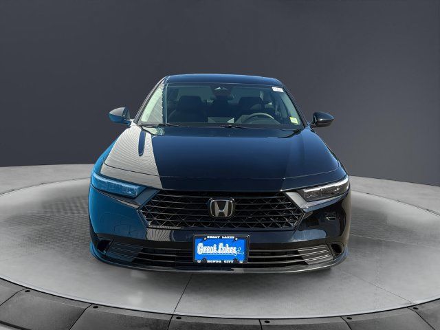 Used 2023 Honda Accord EX image 8