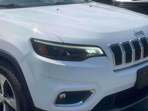 Used 2019 Jeep Cherokee Limited AWD/4WD image 12