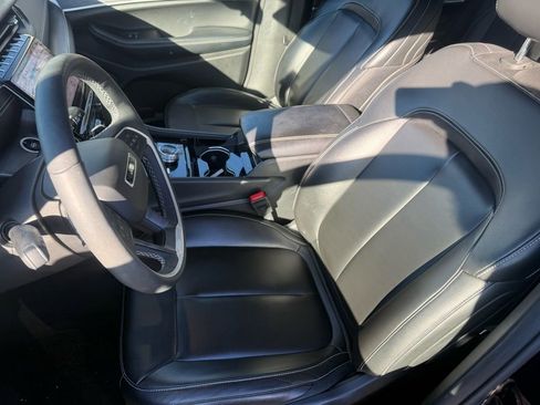 Used 2023 Jeep Grand Cherokee Limited image 48