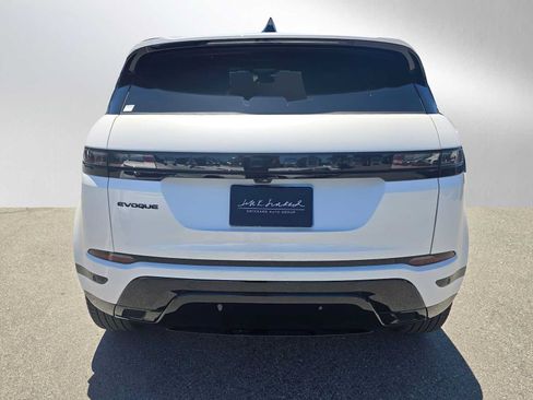 Used 2026 Land Rover Range Rover Evoque Dynamic SE AWD/4WD image 4